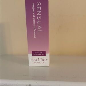 Mixologie Sensual Roll-On Perfume Oil — Purple Gradient
